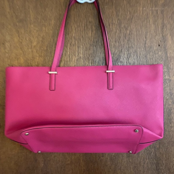Kate Spade New York Tote - Picture 2 of 4